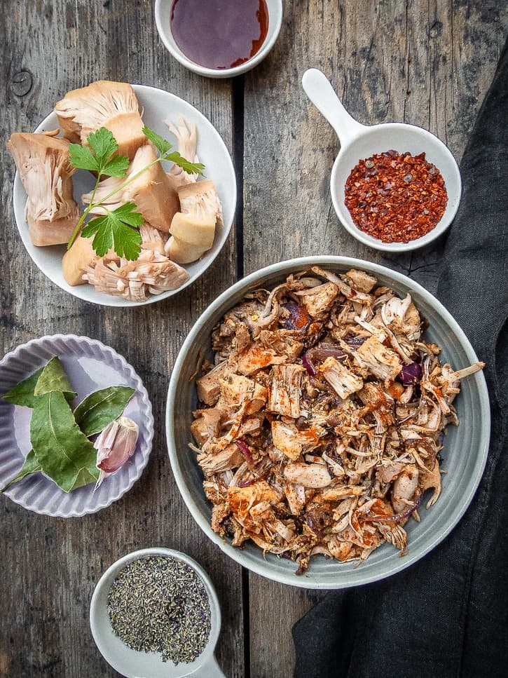 Préparation du jacquier vegan façon BBQ
