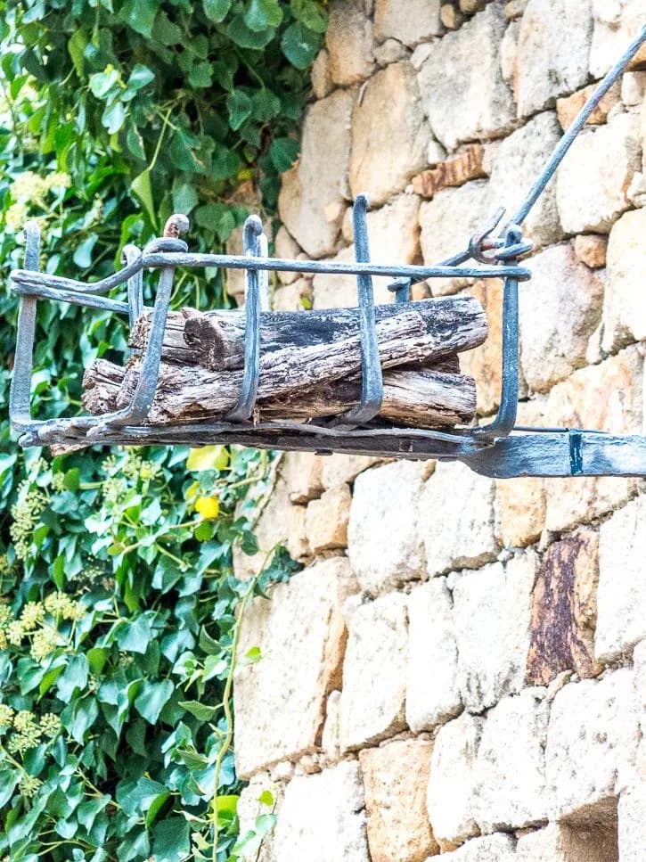 Détail d'une maison à Pals