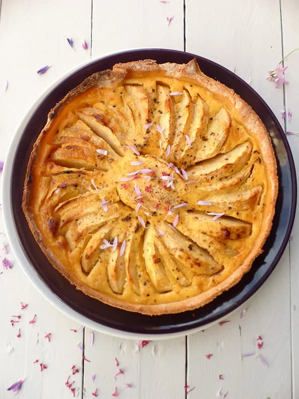 Tarte potiron, pommes et fève tonka