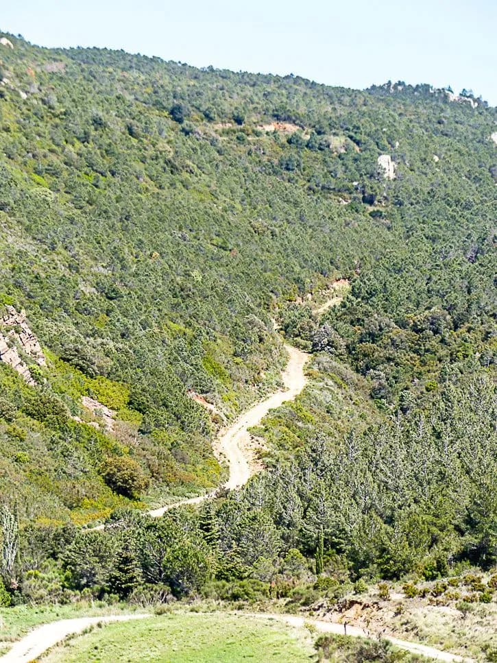la marche sur Chemin pentu