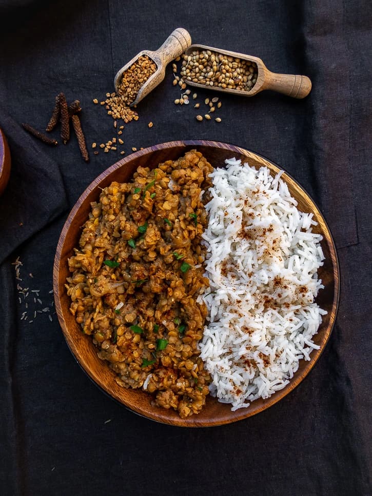 Misir wat vegan et riz blanc