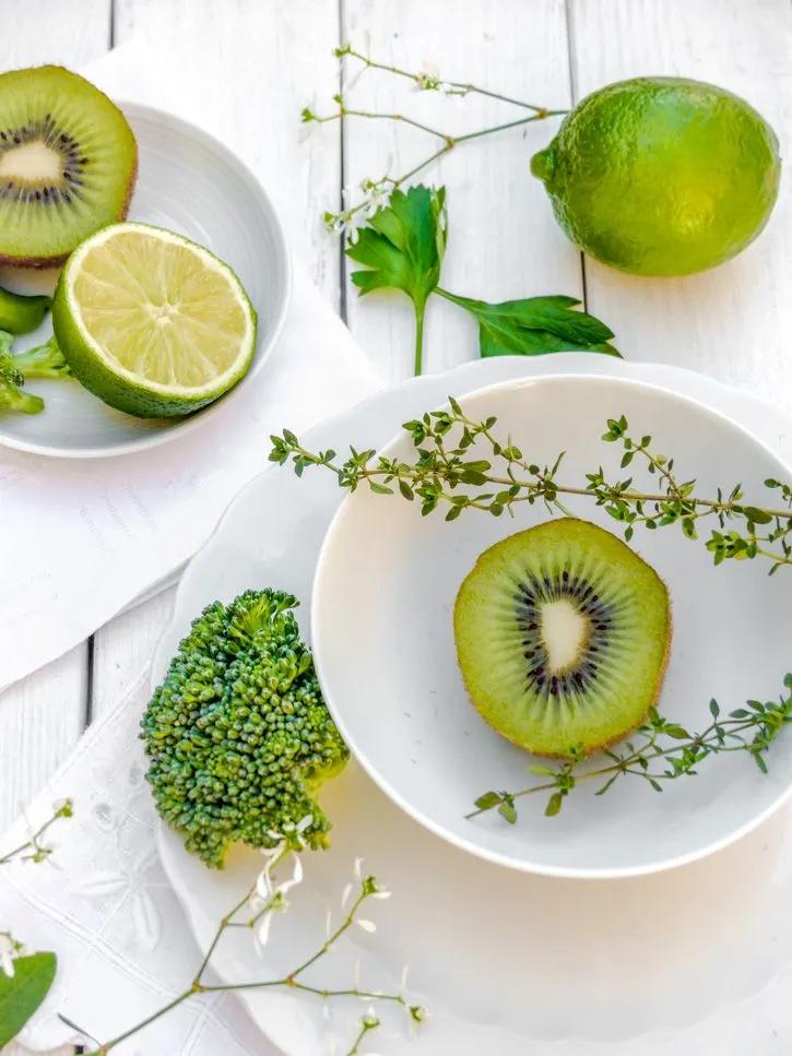 Vitamine C kiwi brocoli thym persil citron
